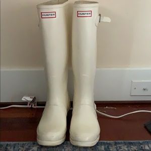 WHITE HUNTER BOOTS